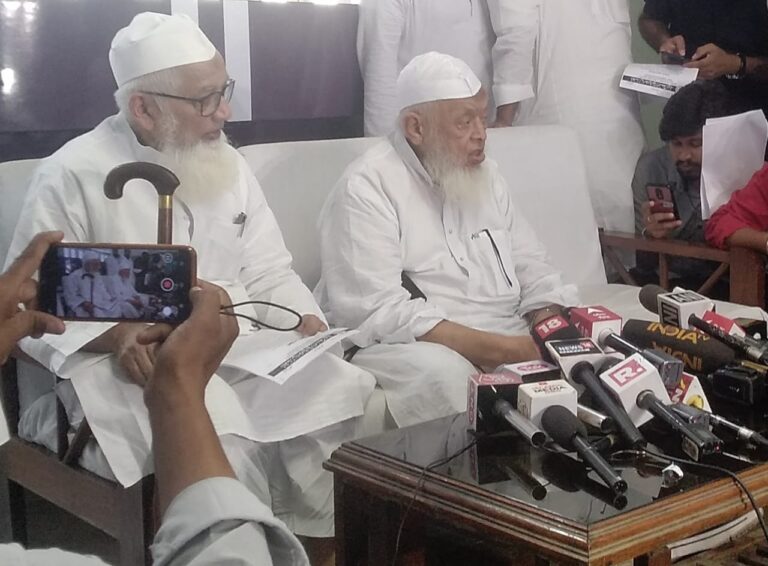 सर्वे का विरोध नहीं, जांच में सहयोग करें मदरसे: अरशद मदनी सर्वे का विरोध नहीं, जांच में सहयोग करें मदरसे: अरशद मदनी