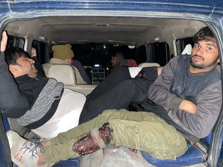 सपा नेता के घर डकैती डालने वाले बदमाशों से पुलिस की मुठभेड़