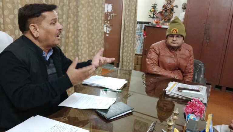 बेटियां बोली…सुरक्षा दिलाएं, वरना सिखाएंगे सबक