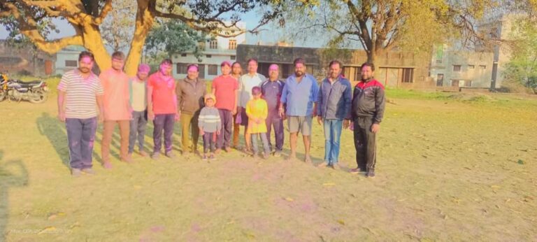 स्वयं सेवकों ने शाखा पर मनाया होली मिलन कार्यक्रम