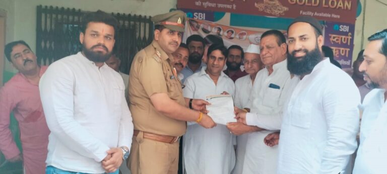 कांग्रेस जिला कमेटी ने किया धरना-प्रदर्शन