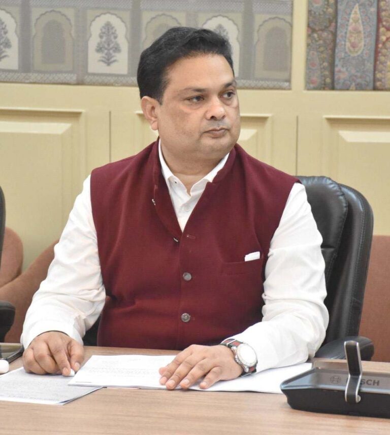 Saharanpur News: 20 साल बाद बनी सड़क , किसानो और ग्रामीणों के चेहरे खिले