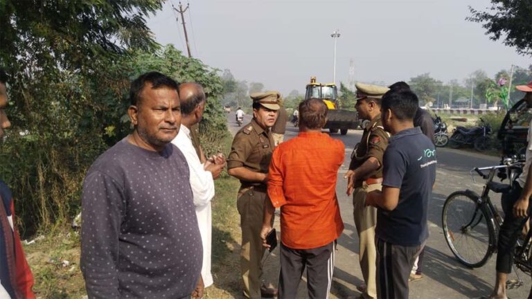 Bijnor News: मॉर्निंग वॉक पर निकले व्यक्ति को अज्ञात वाहन ने मारी टक्कर, मौके पर दर्दनाक मौत