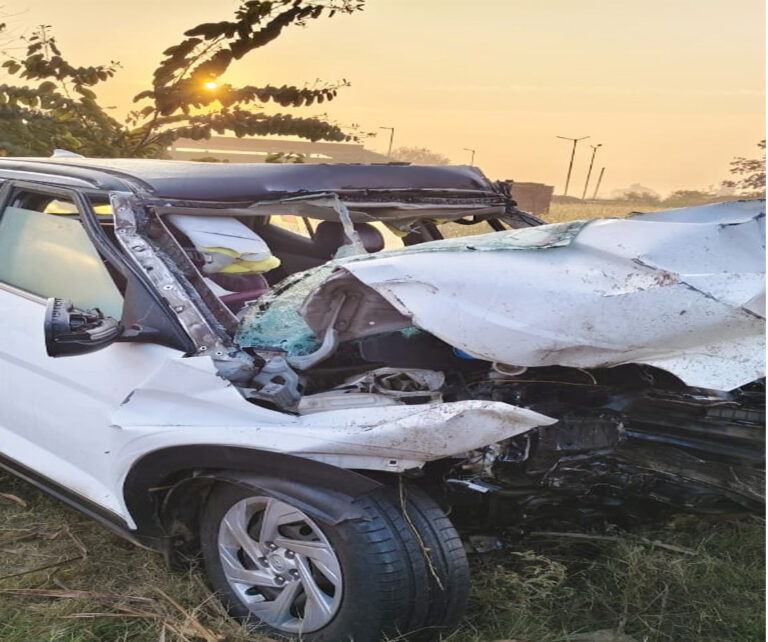 Bijnor News: सड़क हादसे में चार की मौत, परिवार में मचा कोहराम