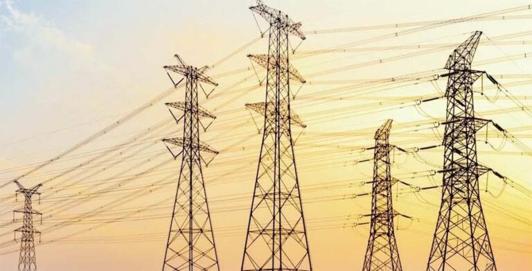 UP News:  बिजली उपभोक्ताओं के लिए बड़ी राहत, नया कंट्रोल रूम जल्द शुरू होगा